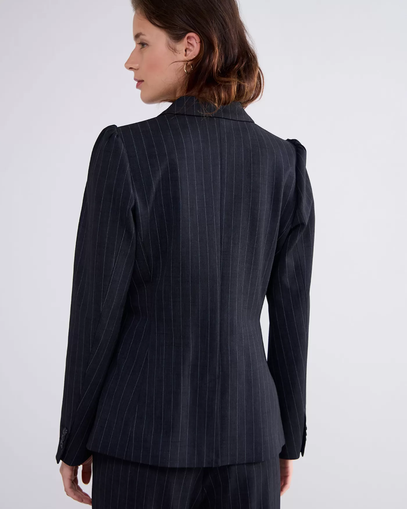 blazer_met_krijtstreep_115702.webp Summum Blazers & Jasjes<Blazer met krijtstreep