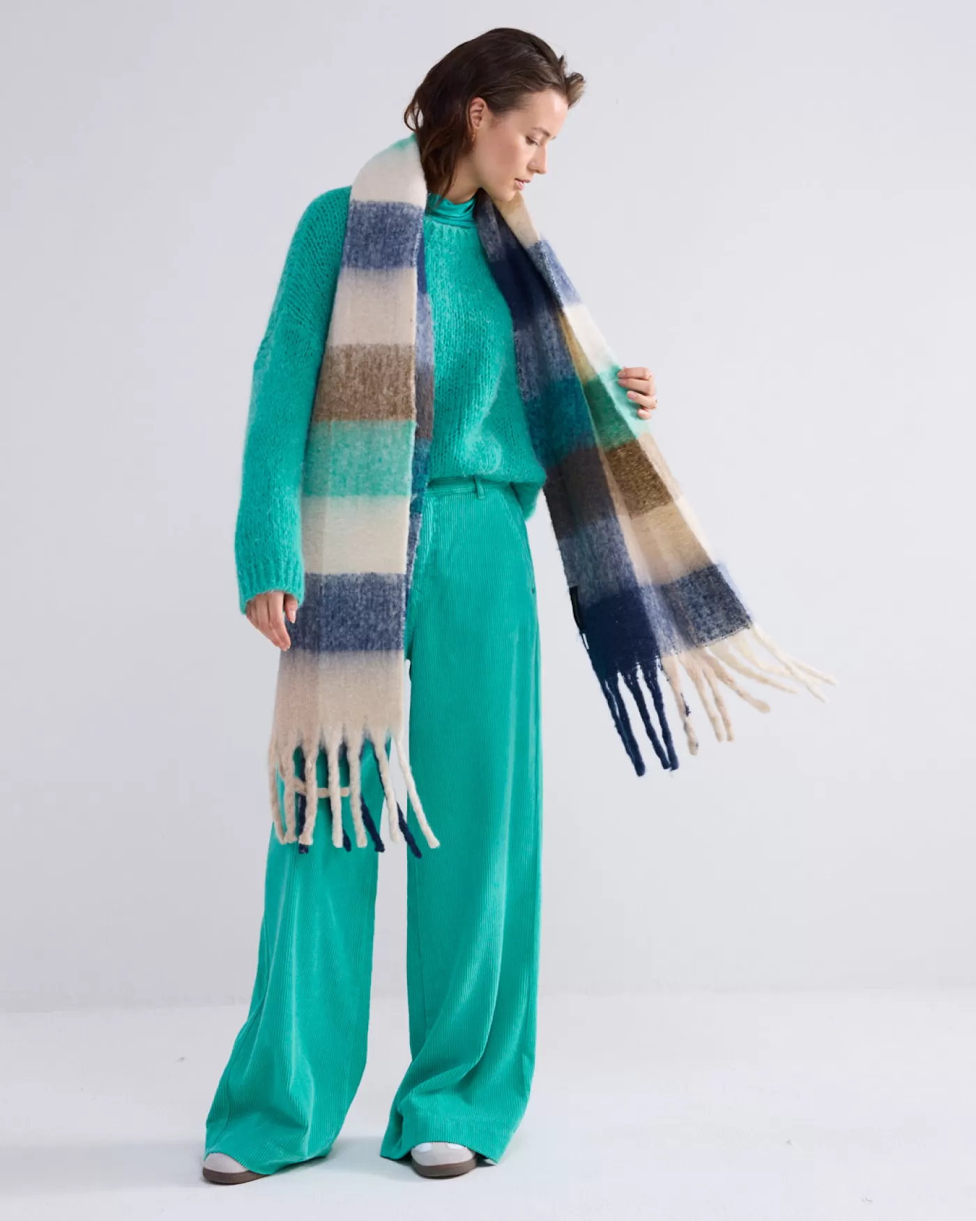 geweven_sjaal_ruitjes_114149.webp Summum Accessoires<Geweven sjaal ruitjes