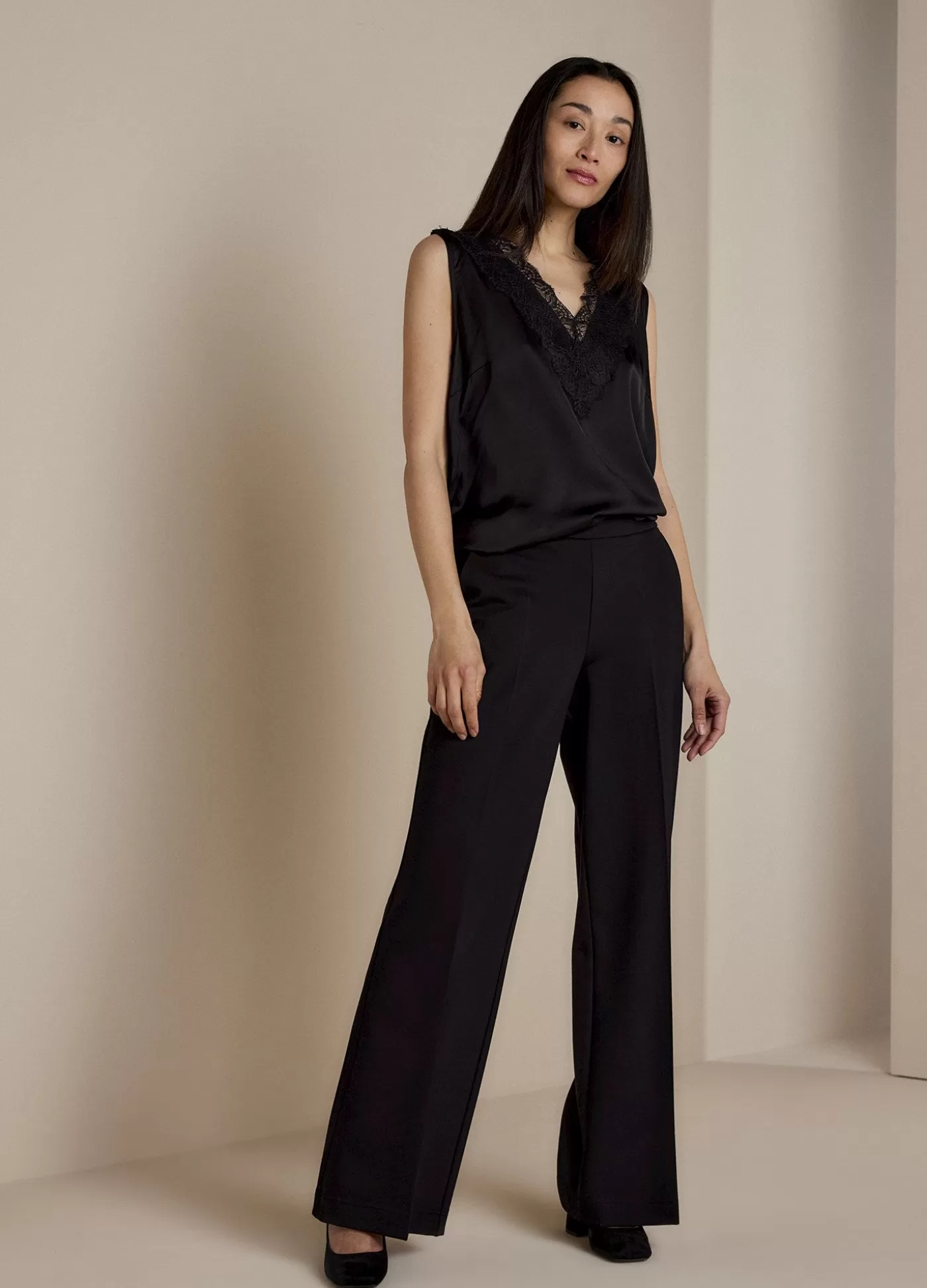 Summum Basics | Tops & T-Shirts<Satijnen top met kant