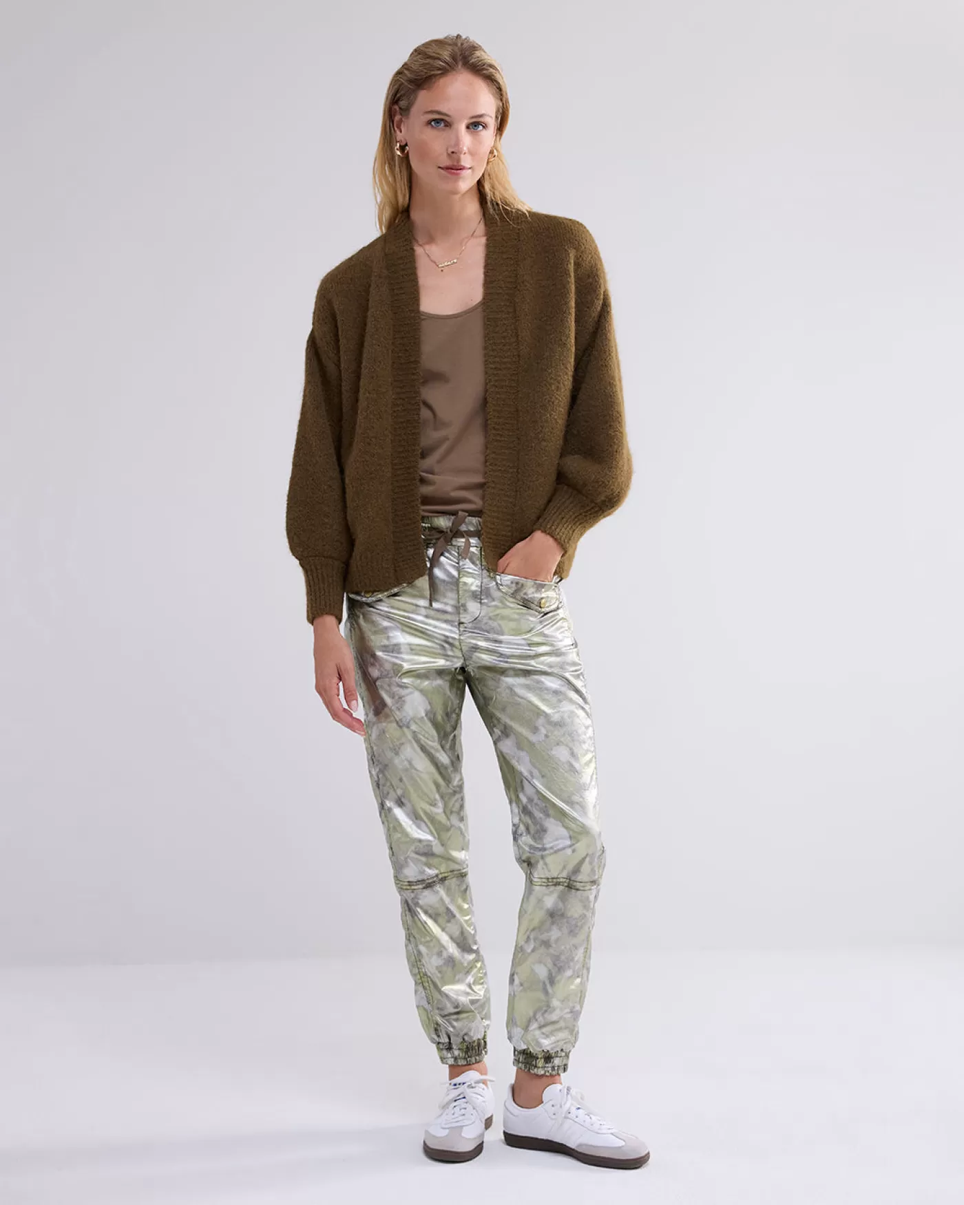 zacht_vest_met_pofmouwen_117896.webp Summum Truien & Vesten<Zacht vest met pofmouwen